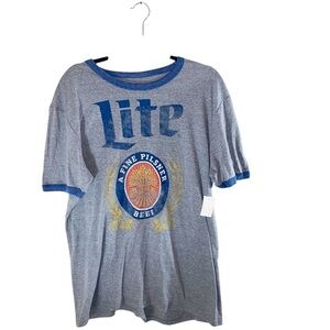 NWT - Men’s gray Miller Lite short sleeve t-shirt - size XL - B27